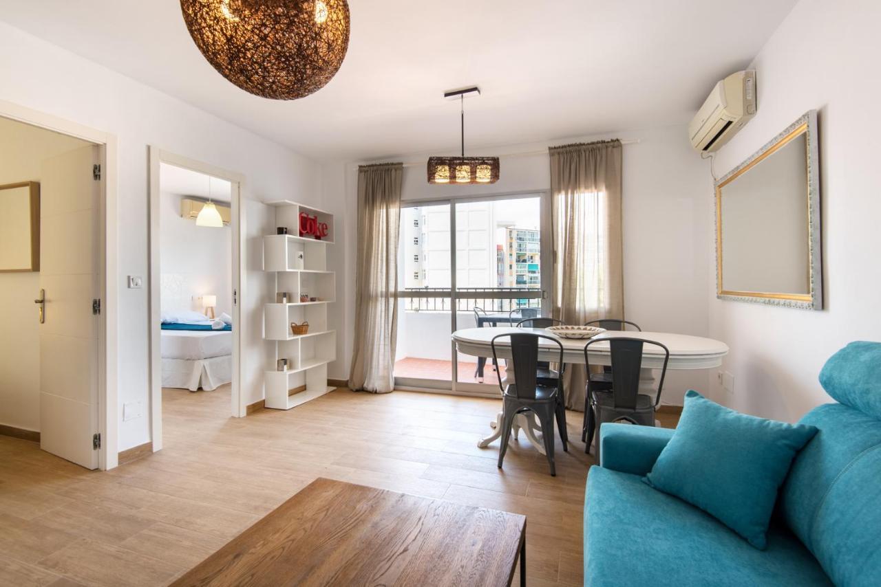 The 7Th Corner, Hugh Apartment Ideal For Groups Малага Екстер'єр фото